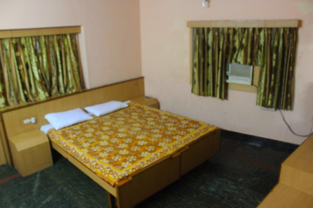 Vinodhara Guest House Mahabalipuram Rom bilde